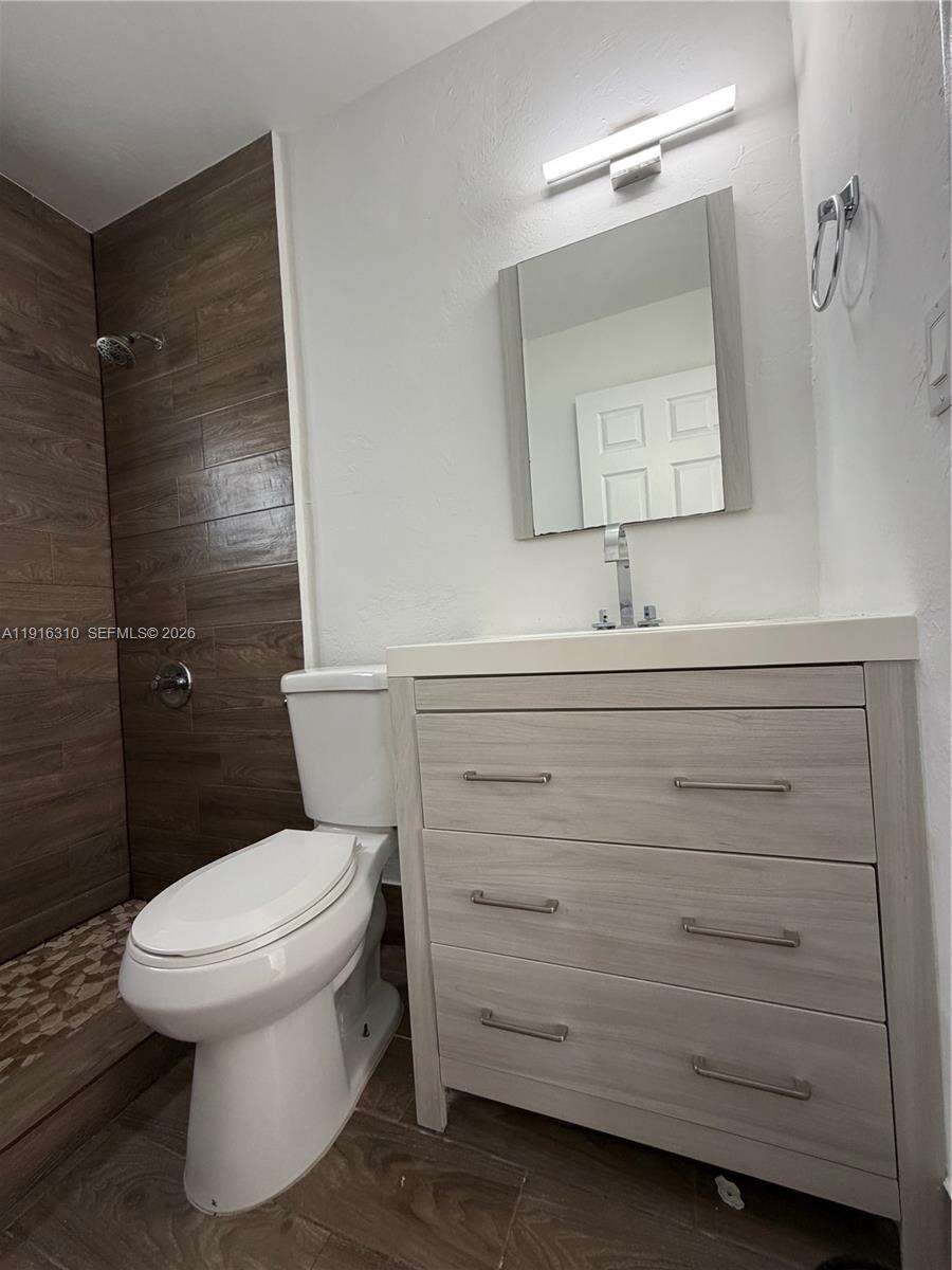 107 Pembroke Rd, Hallandale Beach, FL 33009 - For Sale photo 21