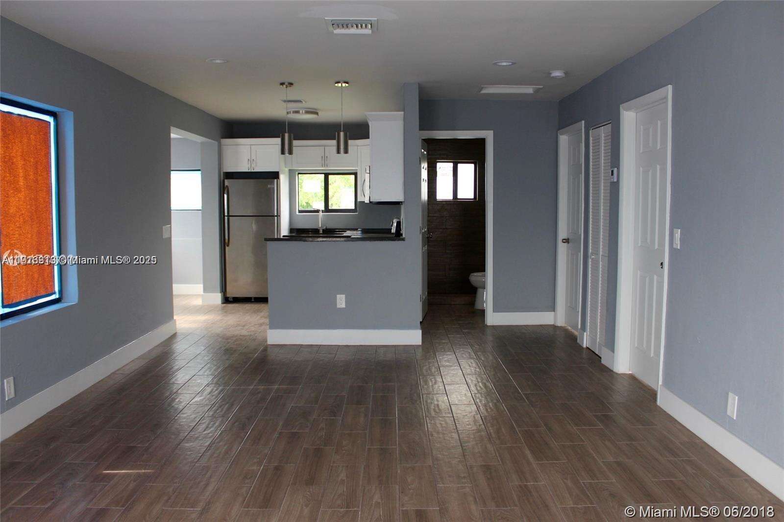 107 Pembroke Rd, Hallandale Beach, FL 33009 - For Sale photo 4
