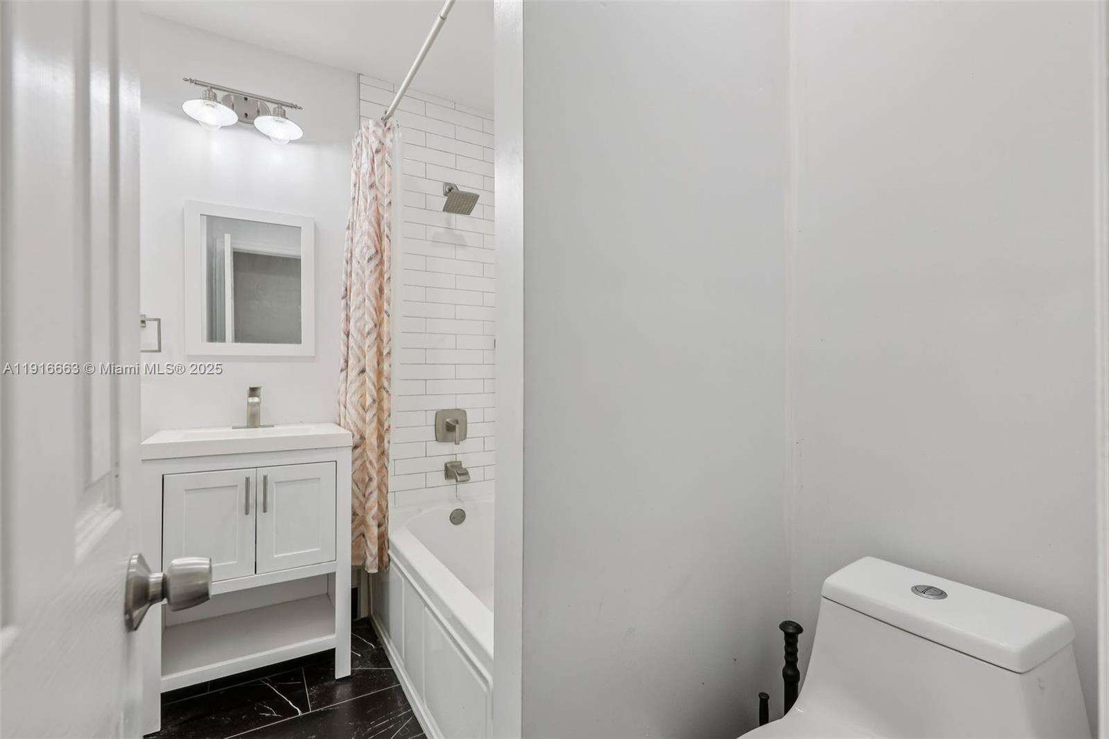 6230 2nd Ave, Hialeah, FL 33013 | Picture 38