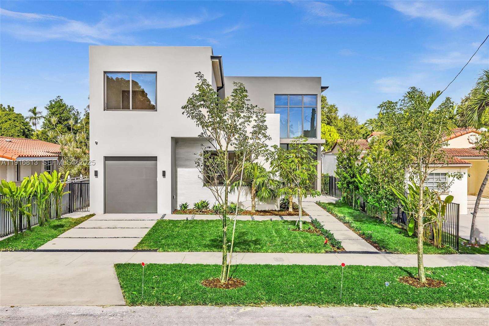 2175 25th St, Miami, FL 33133 | Picture 1