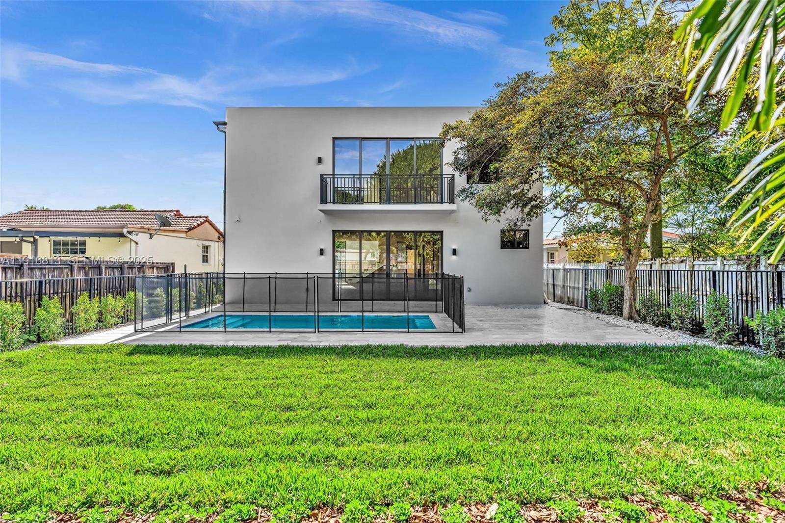 2175 25th St, Miami, FL 33133 | Picture 29