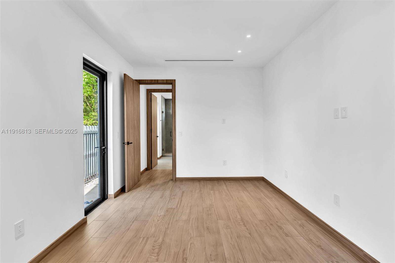 2175 25th St, Miami, FL 33133 | Picture 34