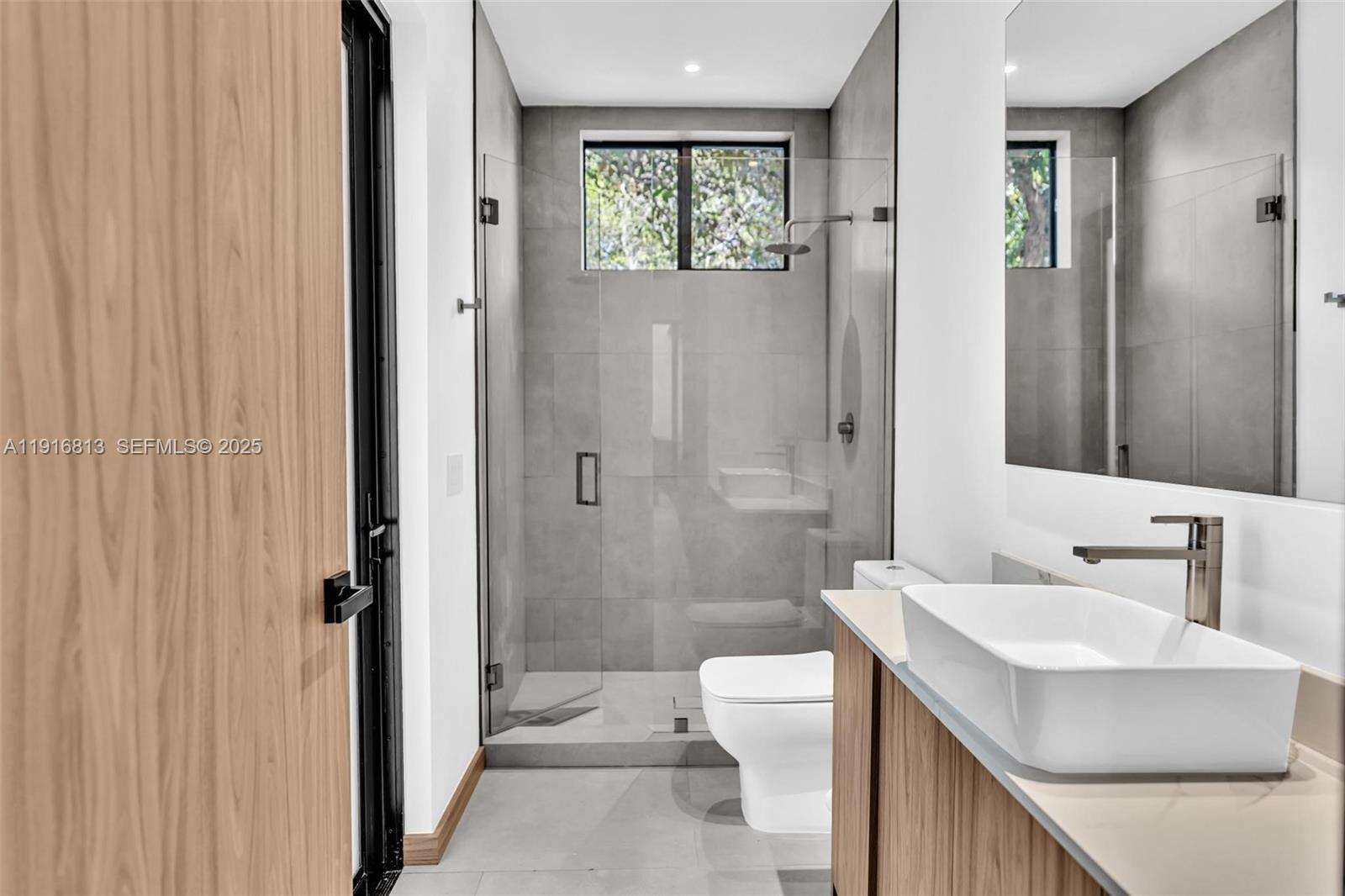 2175 25th St, Miami, FL 33133 | Picture 35