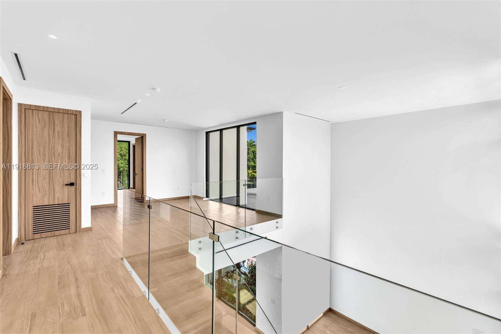 2175 25th St, Miami, FL 33133 | Picture 43