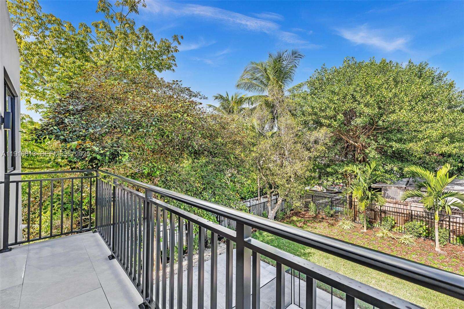 2175 25th St, Miami, FL 33133 | Picture 55