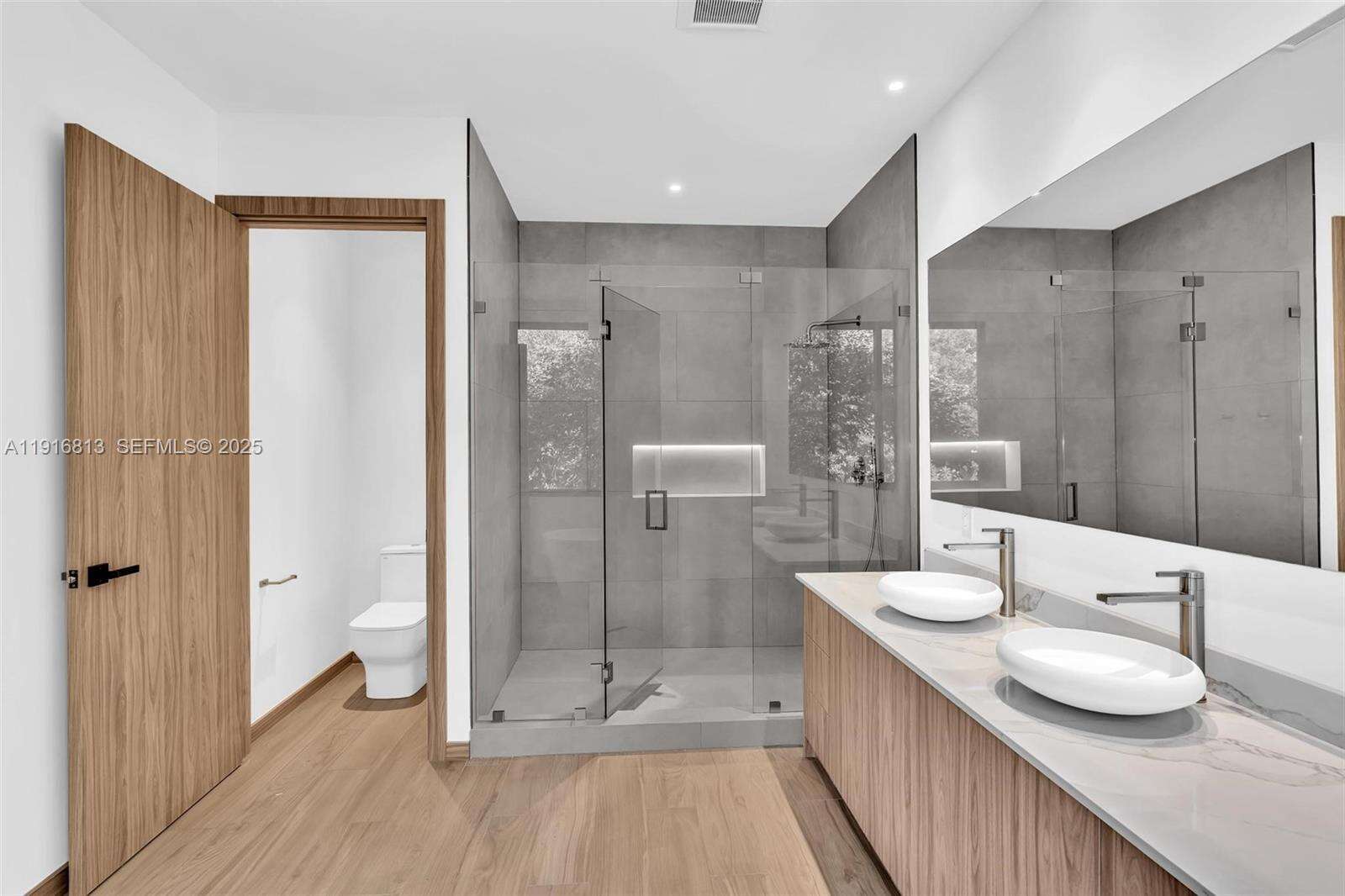 2175 25th St, Miami, FL 33133 | Picture 58