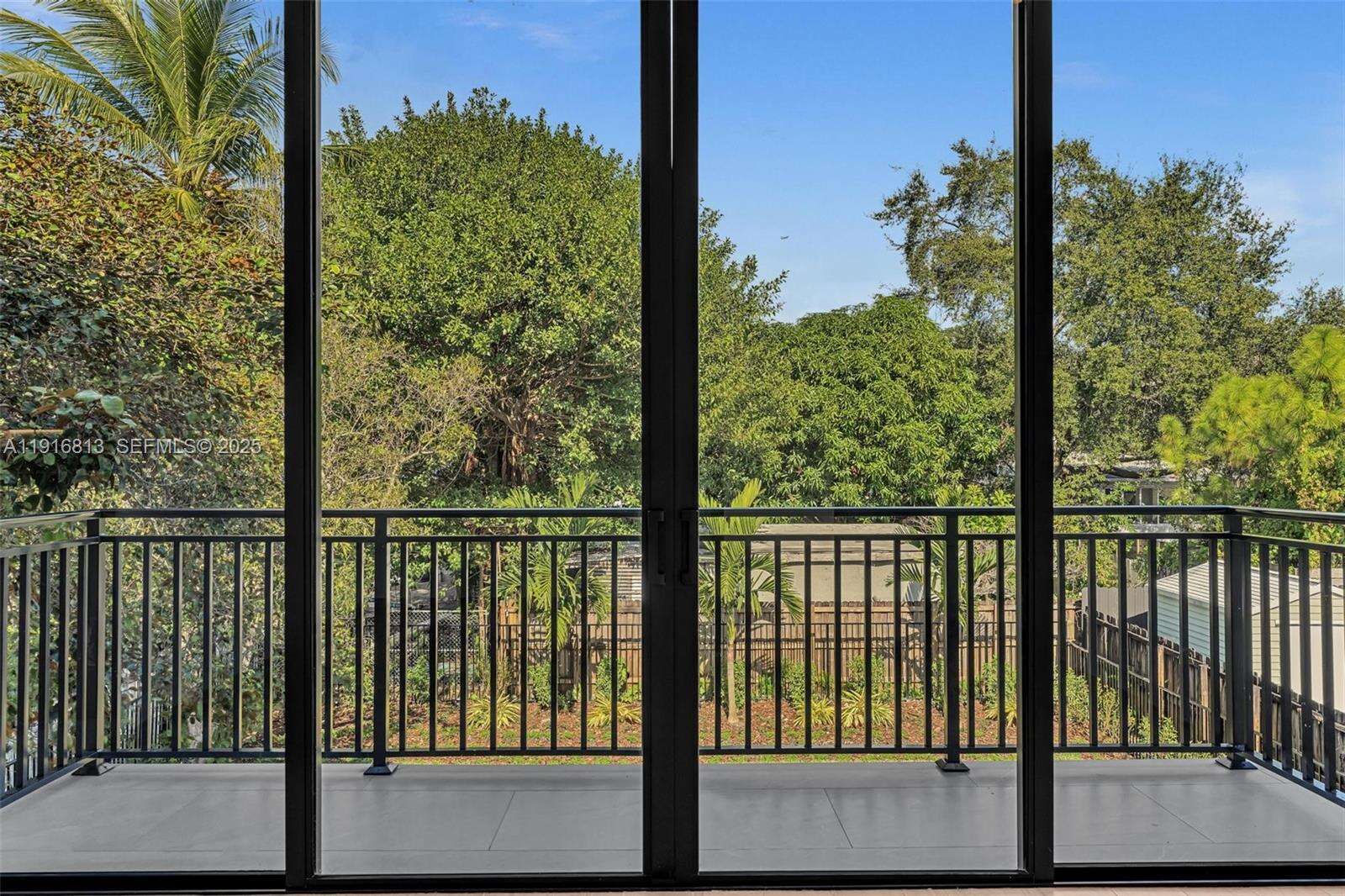 2175 25th St, Miami, FL 33133 | Picture 60