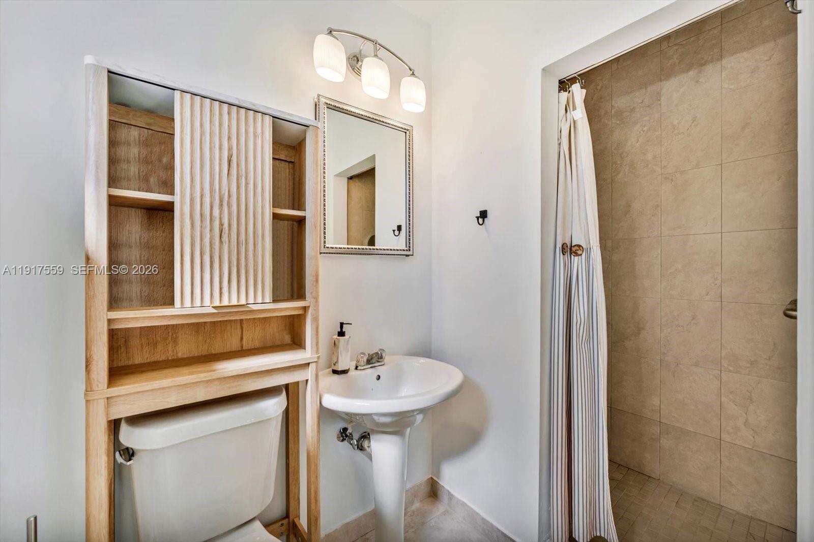 700 Shore Dr, Miami Beach, FL 33141 | Picture 22