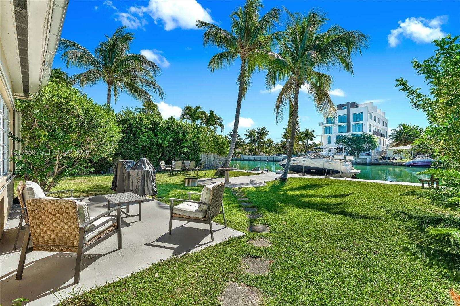 700 Shore Dr, Miami Beach, FL 33141 | Picture 31