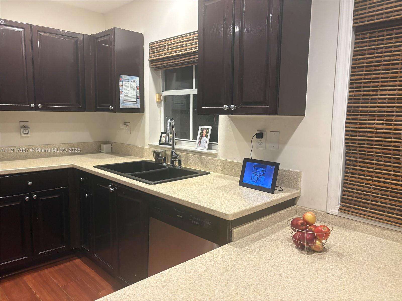 3195 36th Ave, Hollywood, FL 33021 | Picture 12