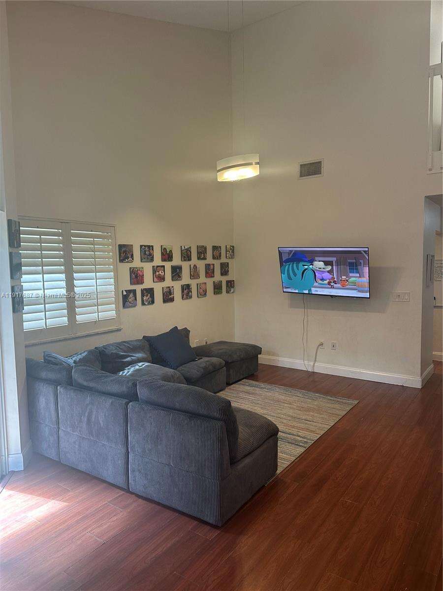 3195 36th Ave, Hollywood, FL 33021 | Picture 17