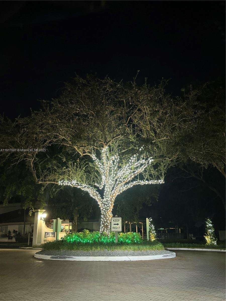 3195 36th Ave, Hollywood, FL 33021 | Picture 4