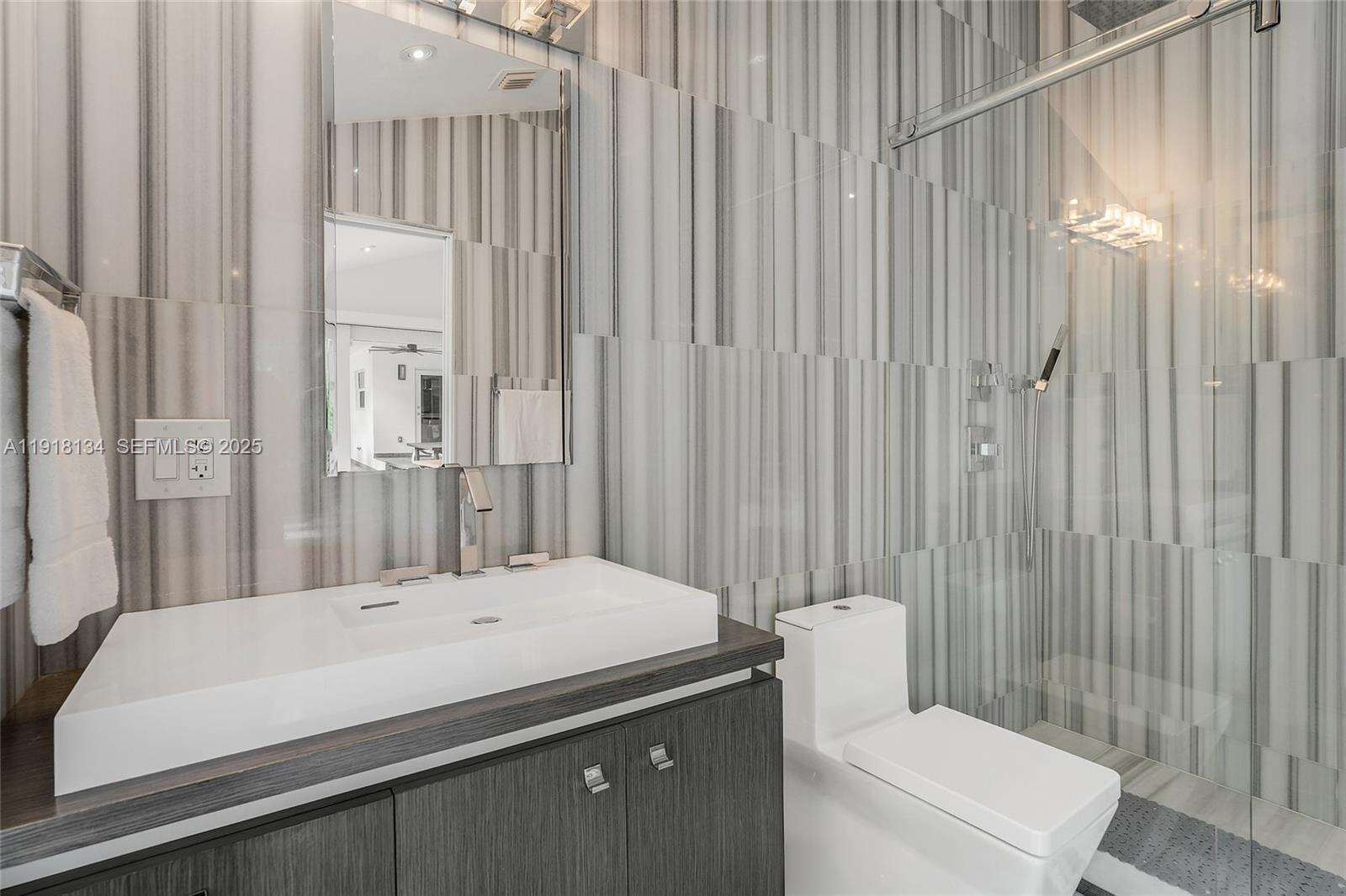 259 Shore Dr, Miami, FL 33133 | Picture 11