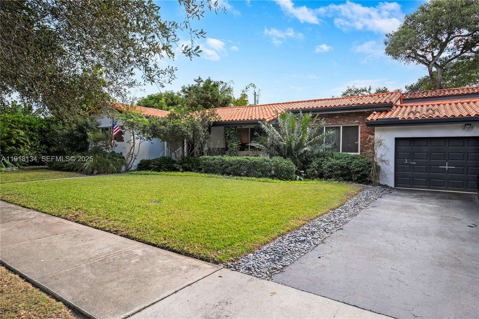 259 Shore Dr, Miami, FL 33133 | Picture 26