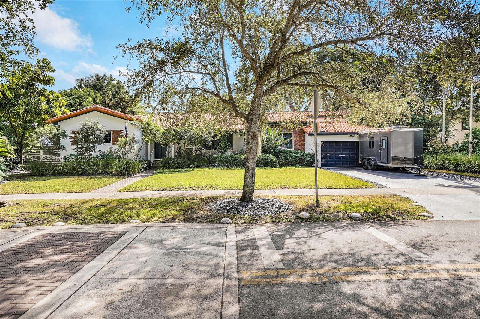 259 Shore Dr, Miami, FL 33133 | Picture 27