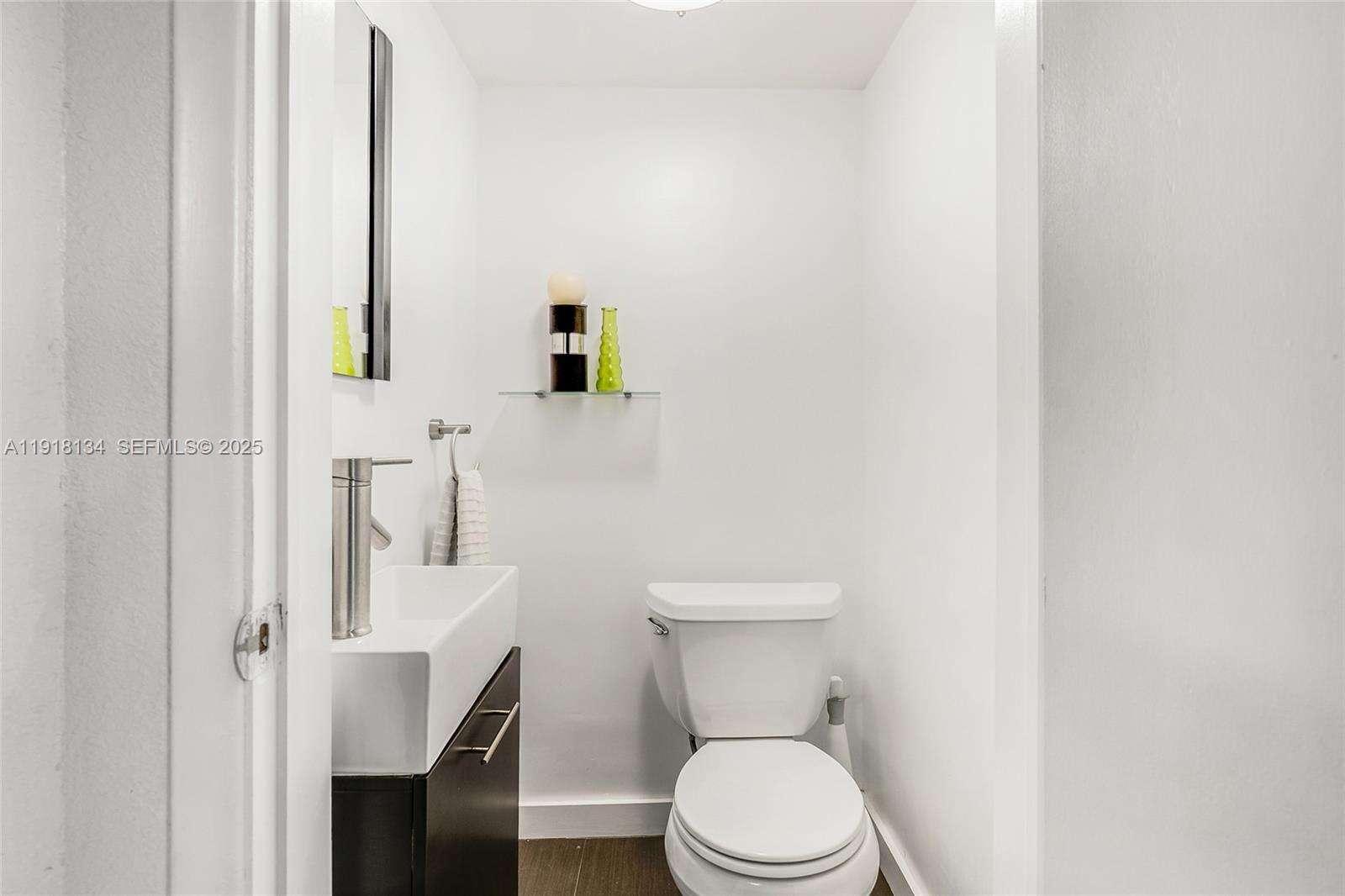 259 Shore Dr, Miami, FL 33133 | Picture 34