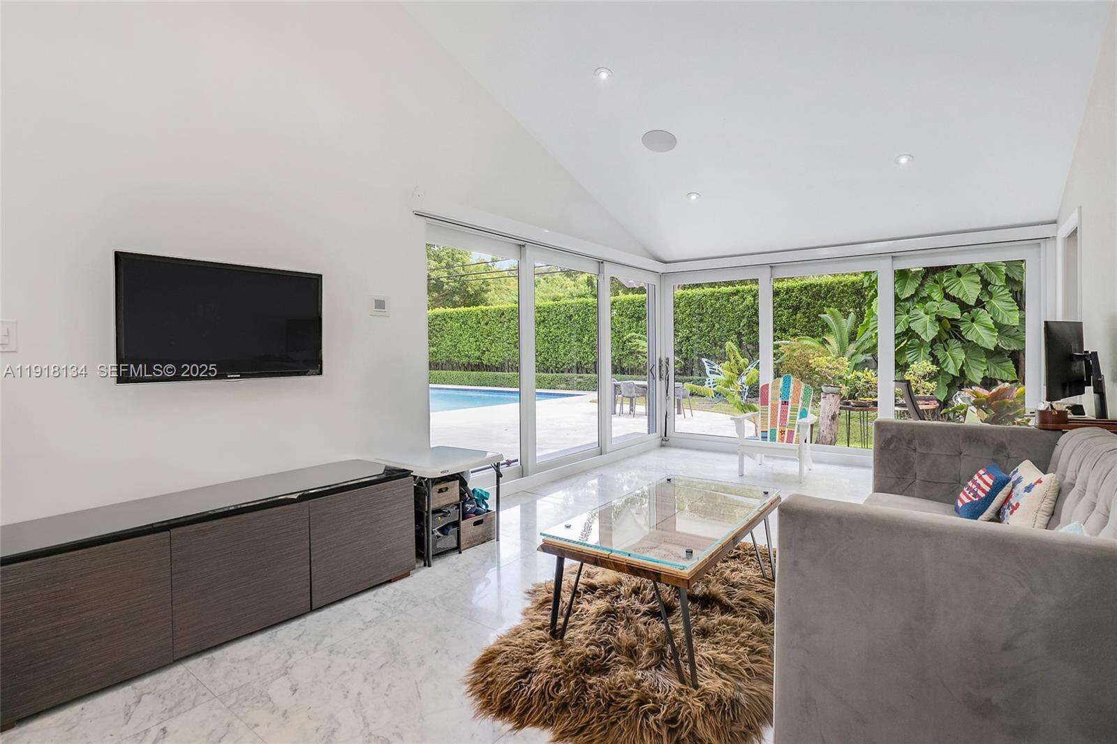 259 Shore Dr, Miami, FL 33133 | Picture 10