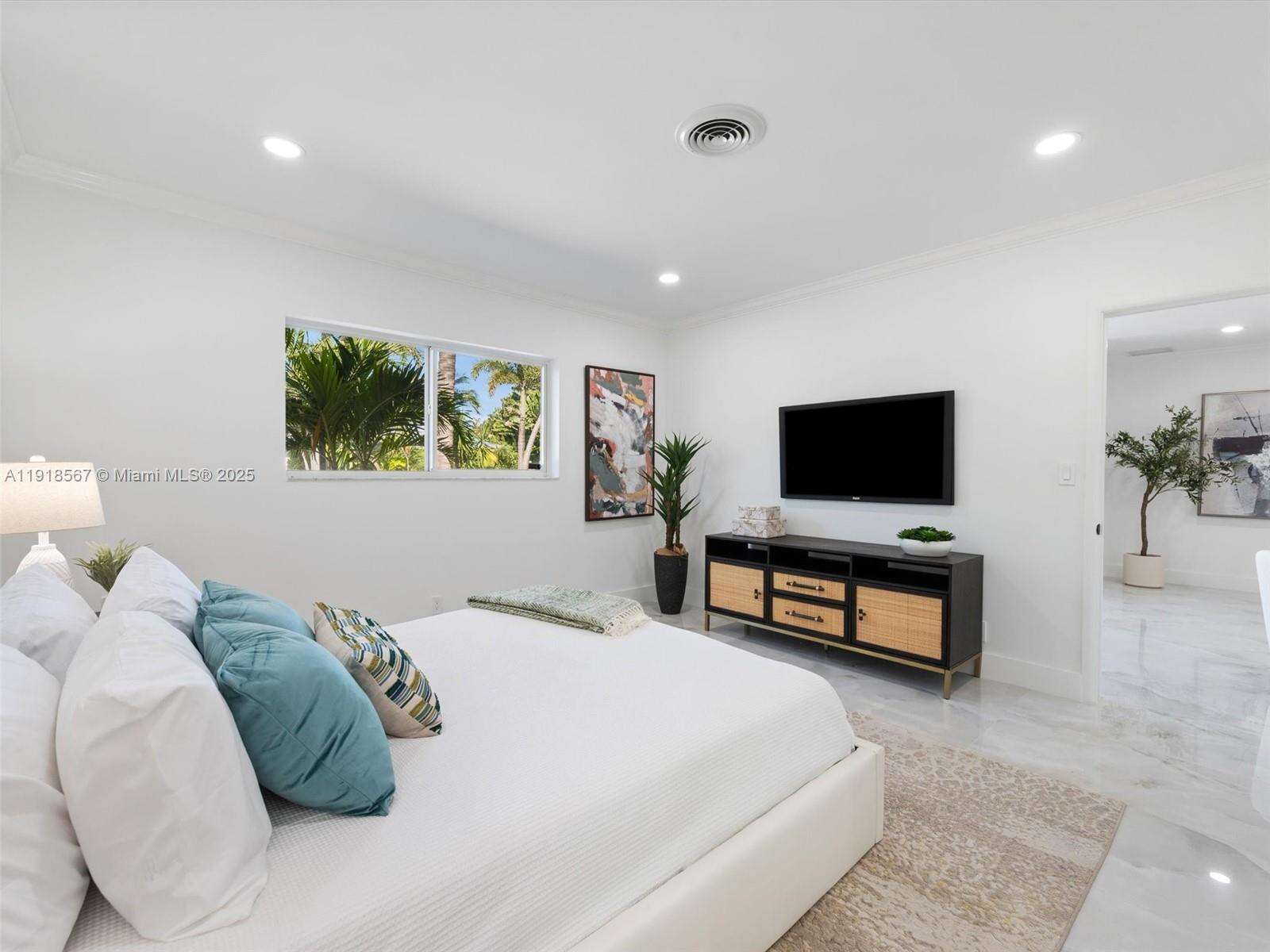 2764 35th St, Fort Lauderdale, FL 33306 | Picture 7