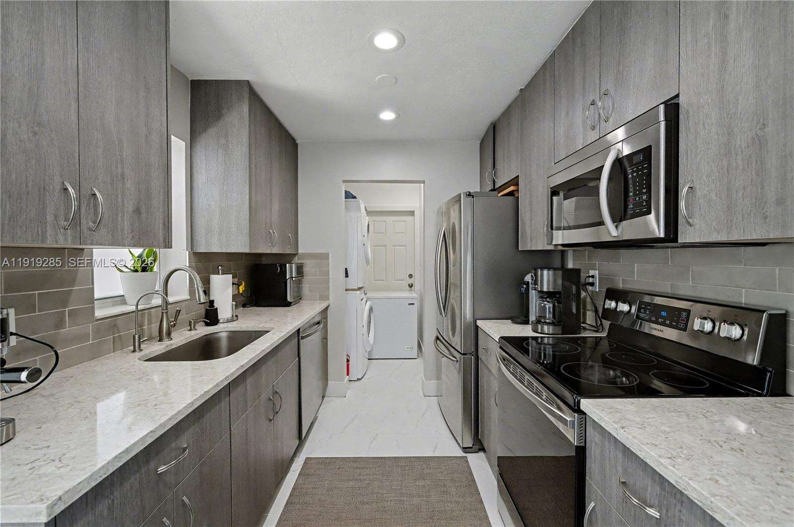 6310 Adams St, Hollywood, FL 33023 - For Sale photo 1