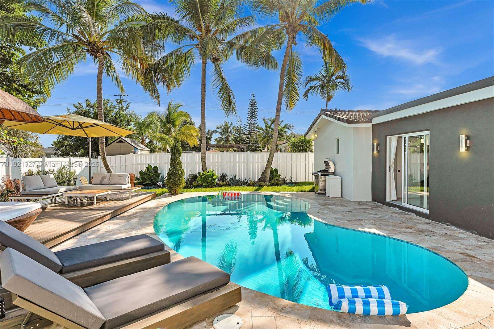 5005 Johnson St, Hollywood, FL 33021 - For Sale photo 1