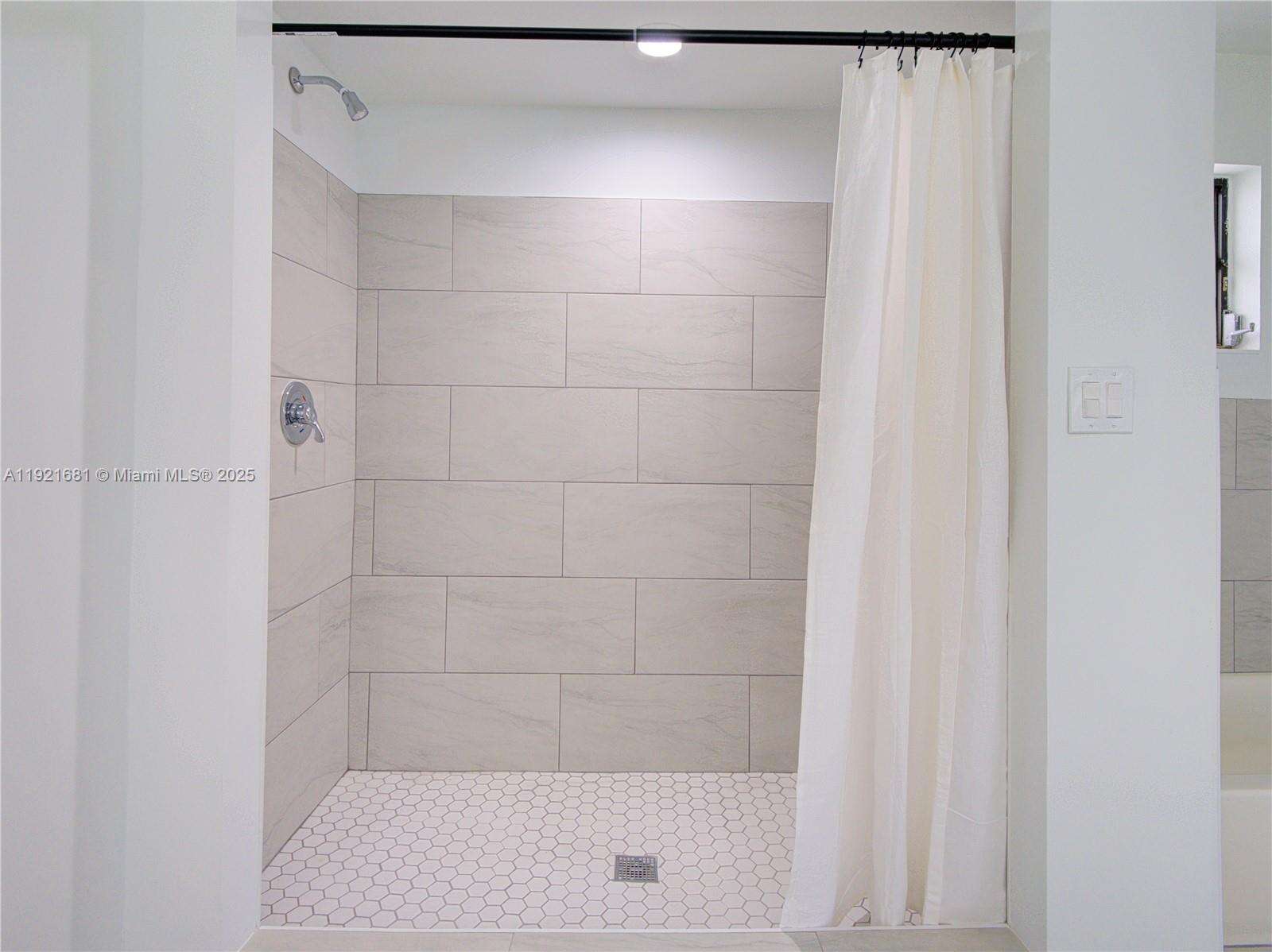 2703 Adams St, Hollywood, FL 33020 - For Sale photo 24