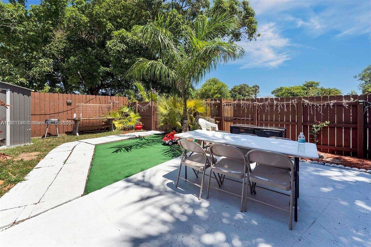 23 8th St, Hallandale Beach, FL 33009 | Picture 5