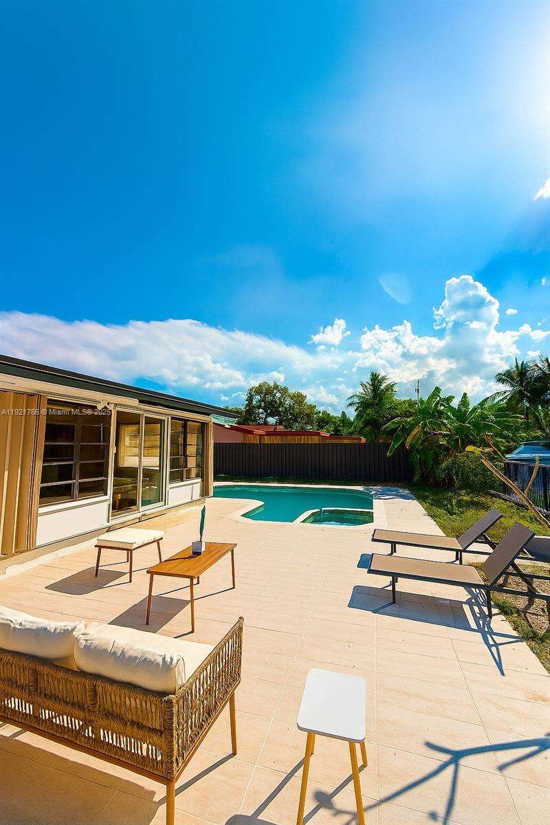 2443 Tortugas Ln, Fort Lauderdale, FL 33312 | Picture 33