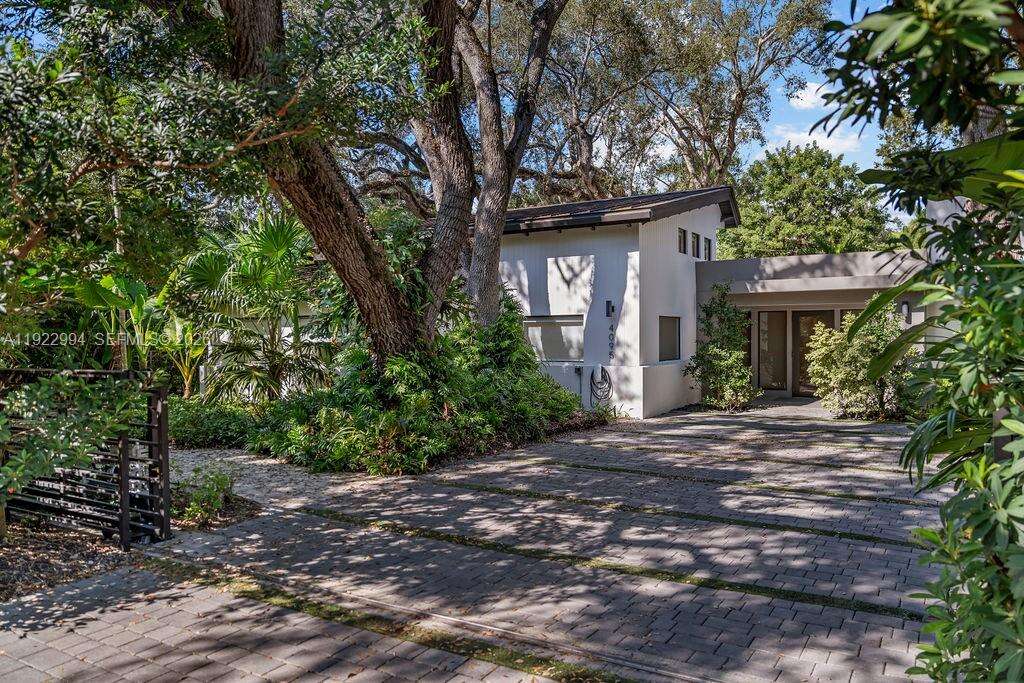4095 Battersea Rd, Miami, FL 33133 - For Sale photo 15