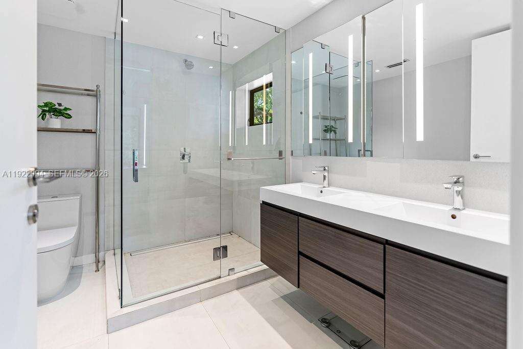4095 Battersea Rd, Miami, FL 33133 - For Sale photo 37