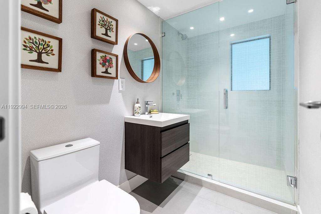 4095 Battersea Rd, Miami, FL 33133 - For Sale photo 44
