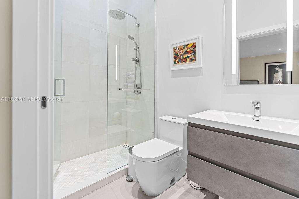 4095 Battersea Rd, Miami, FL 33133 - For Sale photo 47