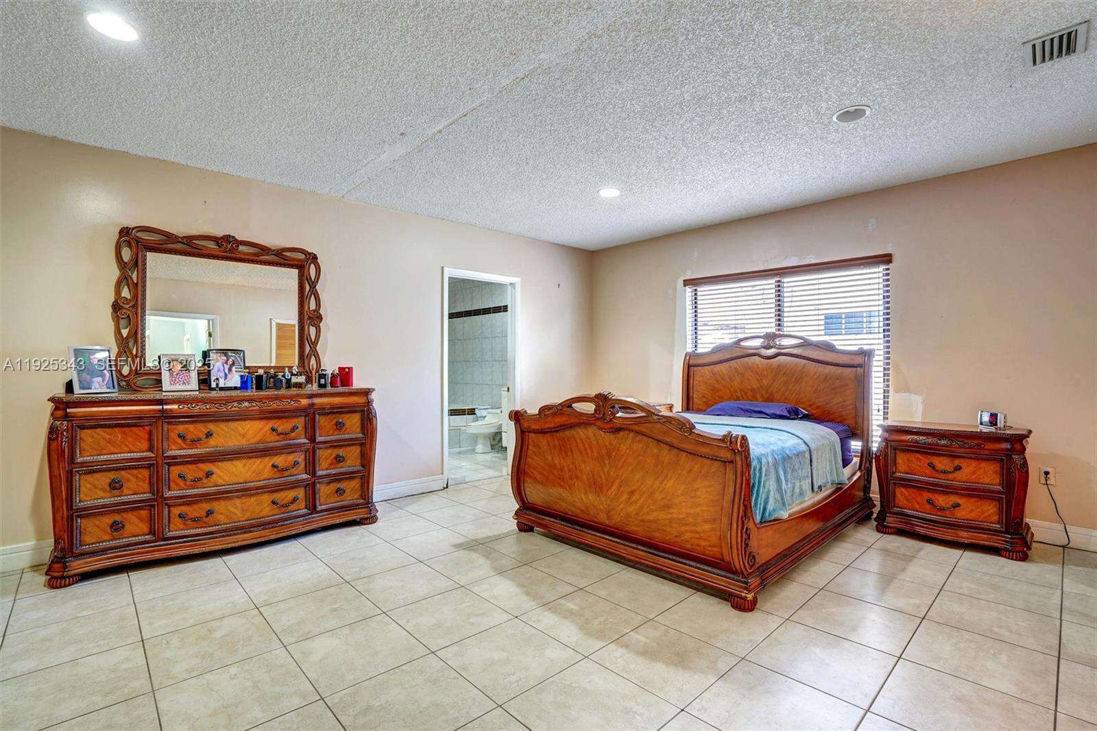 631 53rd St, Hialeah, FL 33013 | Picture 5