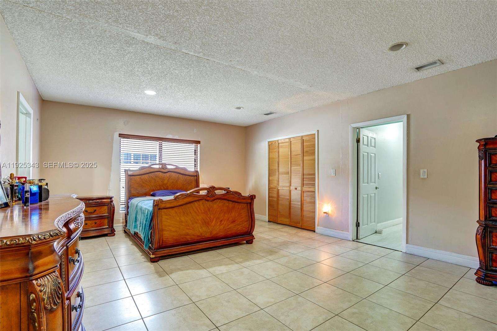 631 53rd St, Hialeah, FL 33013 | Picture 6