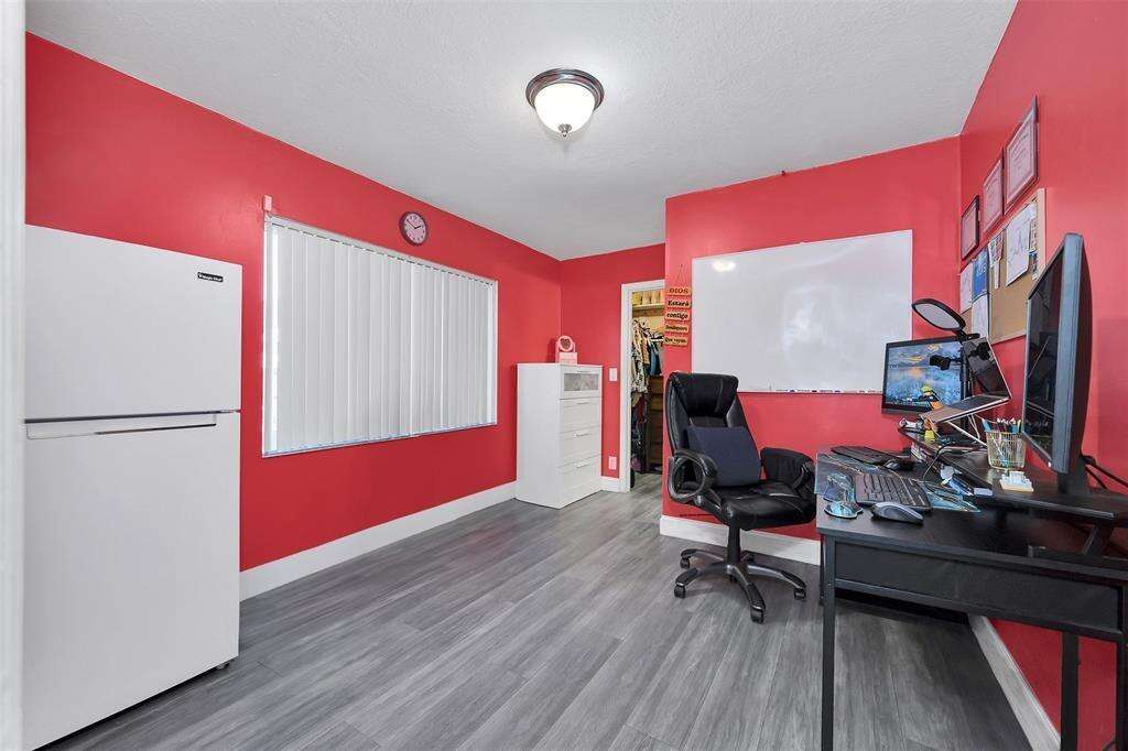 2535 Sherman, Hollywood, FL 33020 - For Sale photo 11