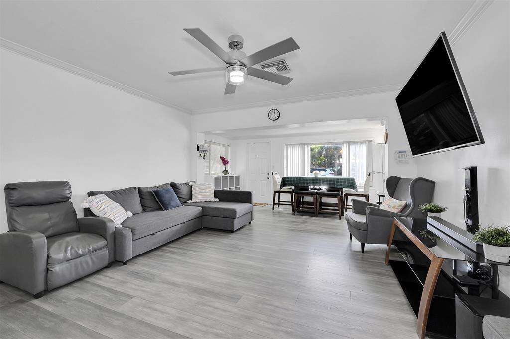 2535 Sherman, Hollywood, FL 33020 - For Sale photo 6