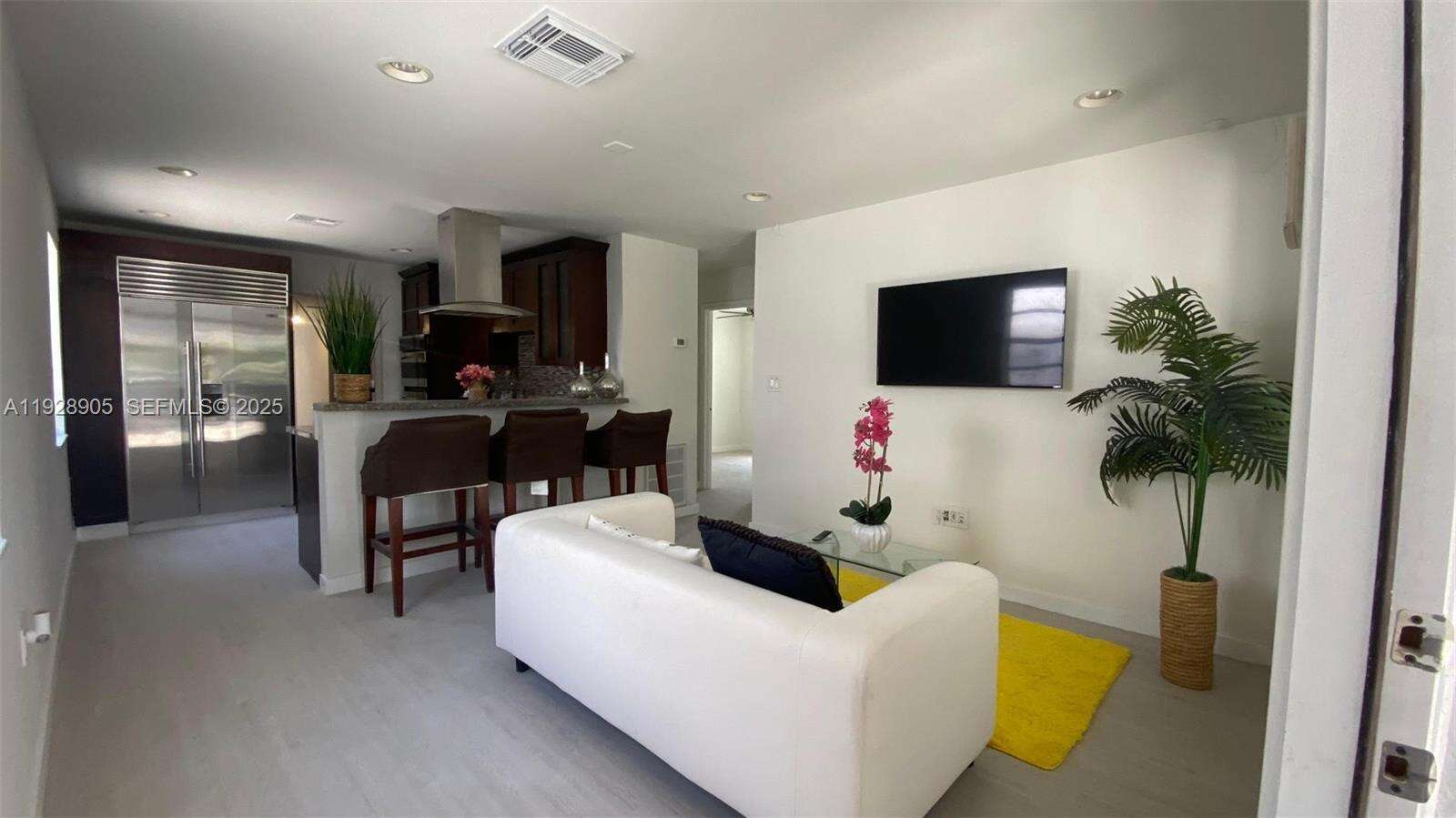 1947 Garfield St, Hollywood, FL 33020 | Picture 1