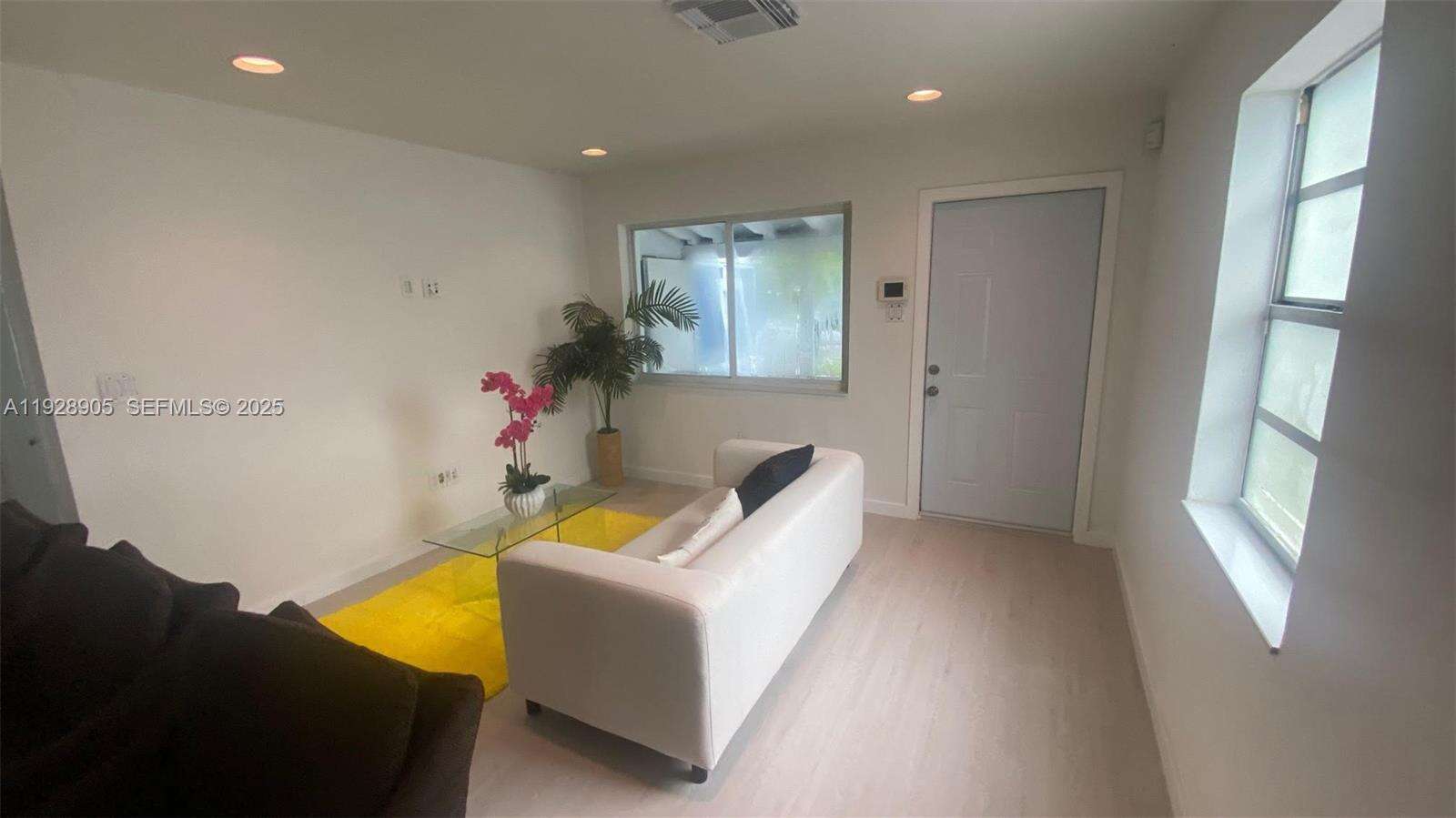 1947 Garfield St, Hollywood, FL 33020 | Picture 2