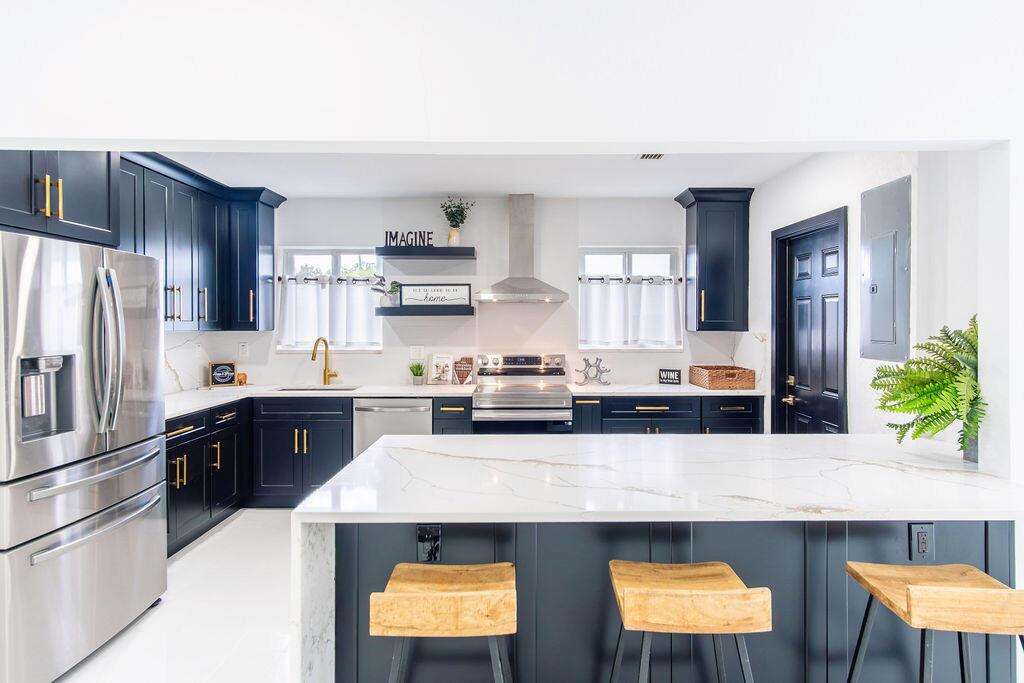 6370 Plunkett, Hollywood, FL 33023 - For Sale photo 1