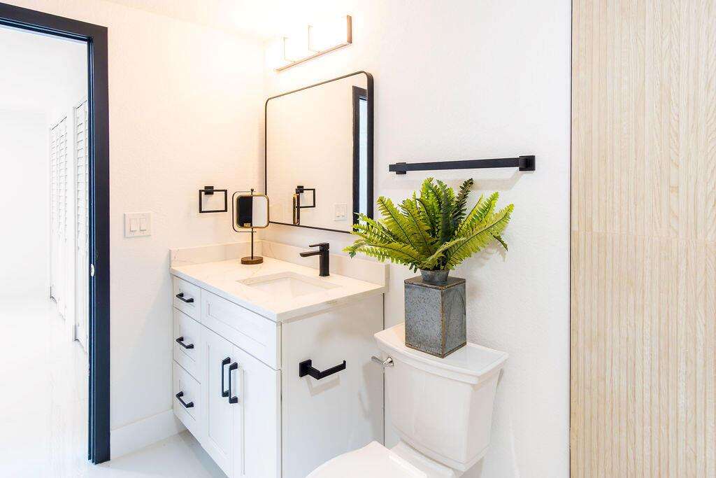 6370 Plunkett, Hollywood, FL 33023 - For Sale photo 14
