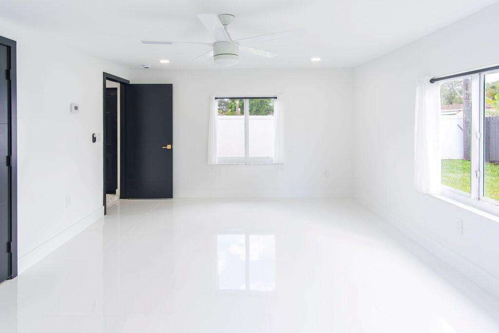 6370 Plunkett, Hollywood, FL 33023 - For Sale photo 23