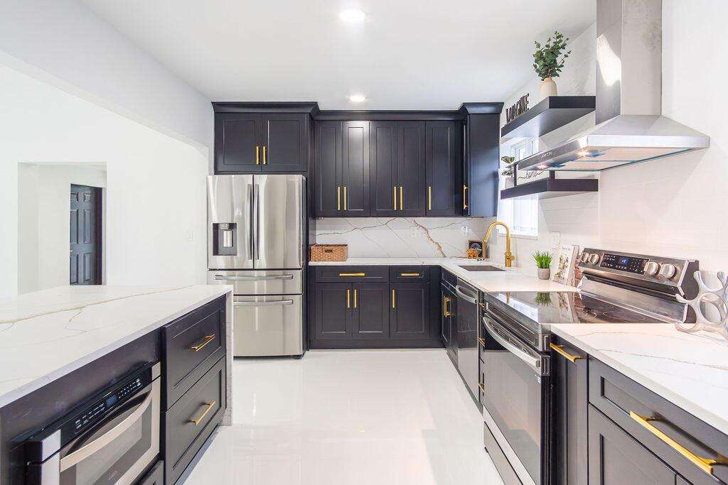 6370 Plunkett, Hollywood, FL 33023 - For Sale photo 4