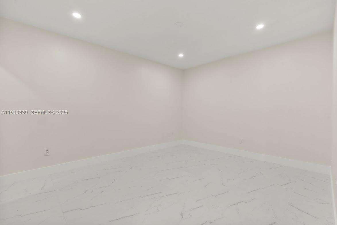 2737 55th Pl, Hialeah, FL 33016 | Picture 14