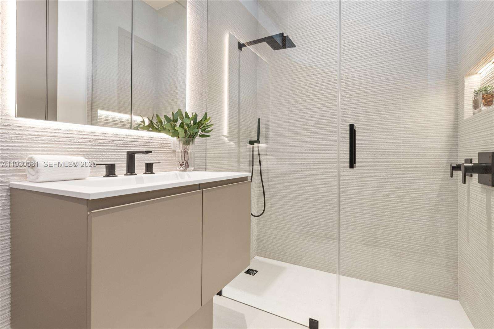 630 Isle Of Palms Dr, Fort Lauderdale, FL 33301 | Picture 49