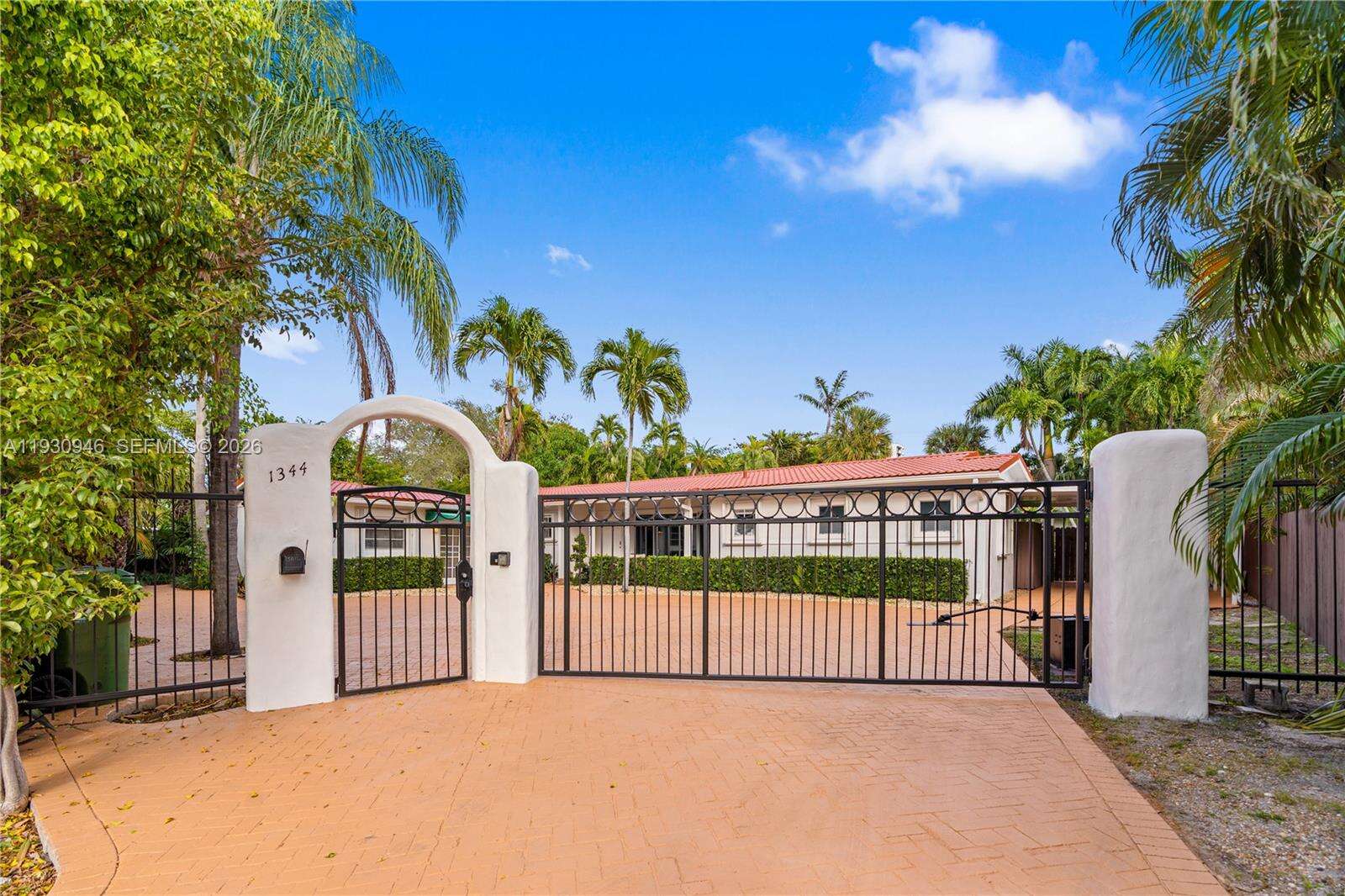 1344 Seabreeze Blvd, Fort Lauderdale, FL 33316 | Picture 2