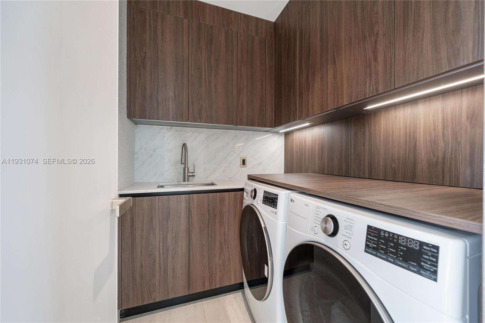 1045 47th Ct, Miami Beach, FL 33140 | Picture 41