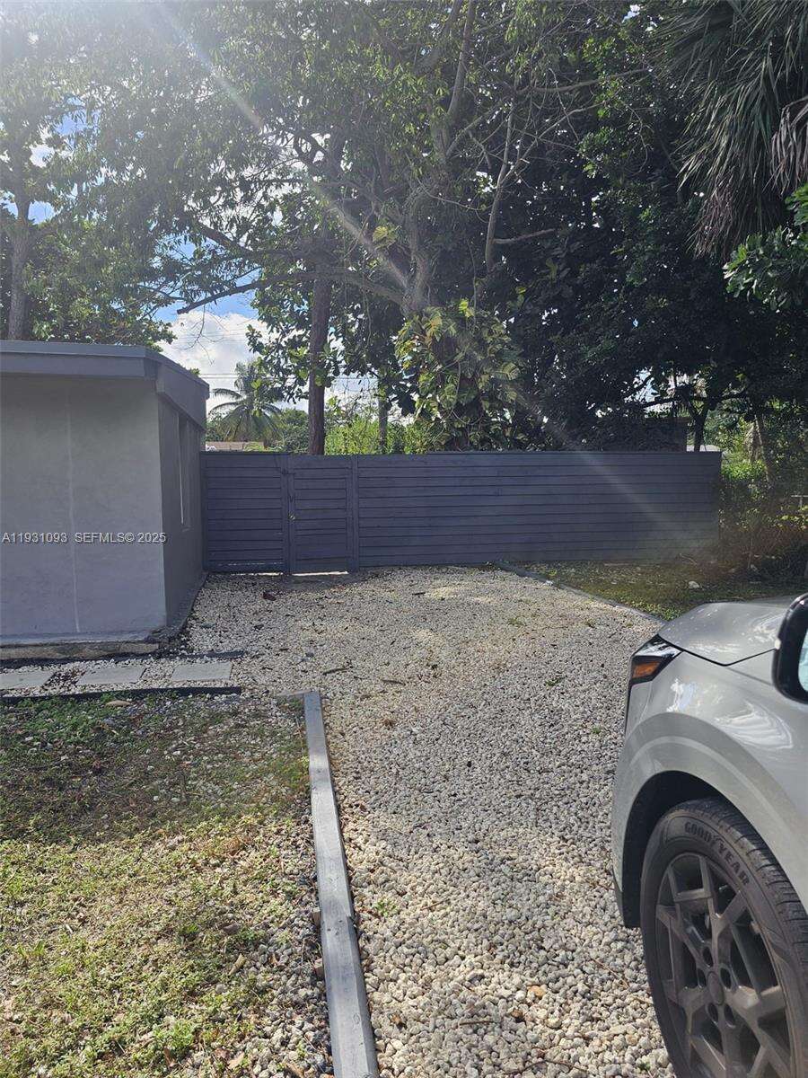 2488 6th Ct, Fort Lauderdale, FL 33312 | Picture 7