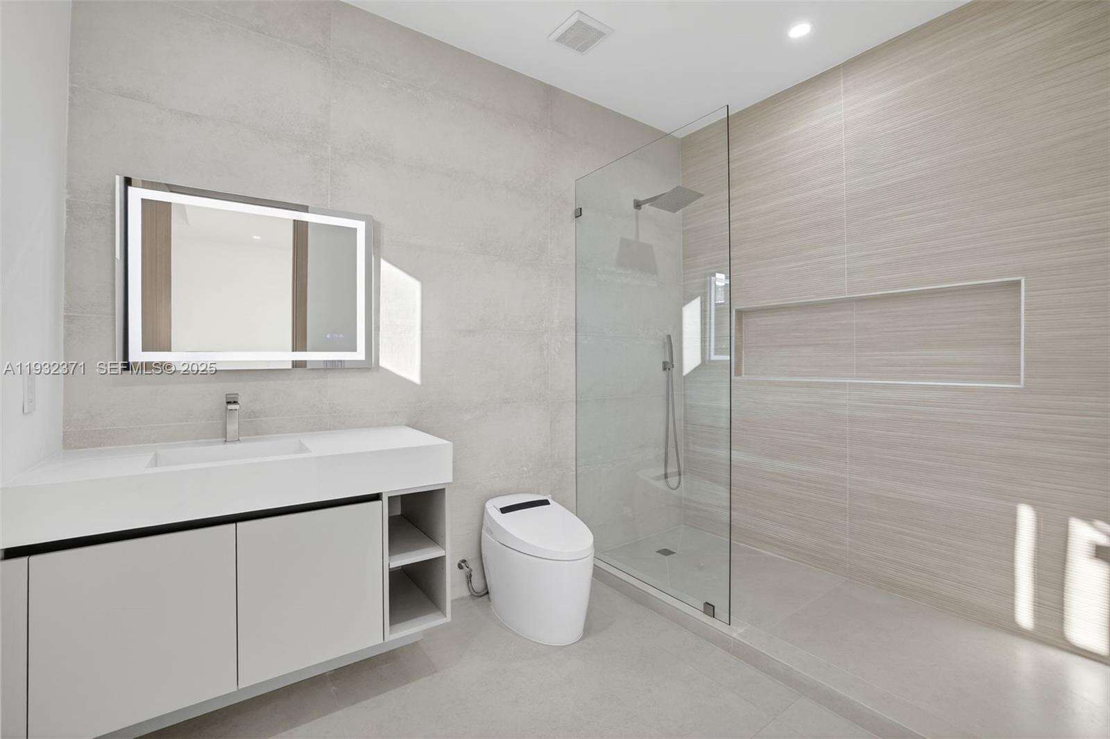 1013 9th St, Fort Lauderdale, FL 33316 | Picture 34