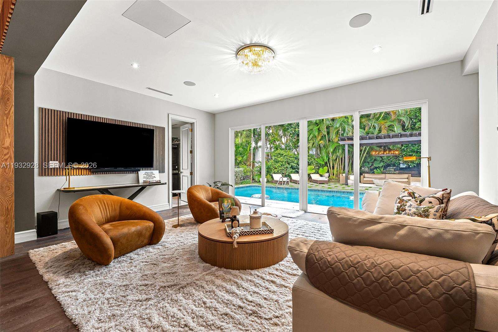 680 Buttonwood Ln, Miami, FL 33137 - For Sale photo 28