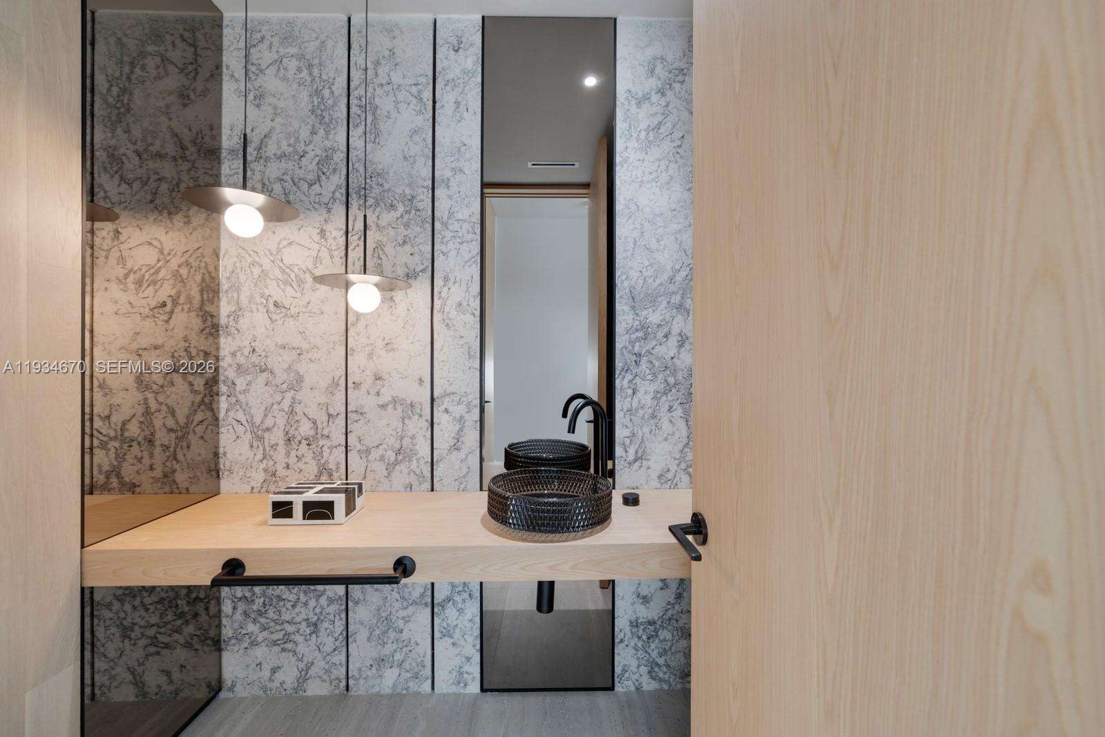 641 Flamingo Dr, Fort Lauderdale, FL 33301 | Picture 16