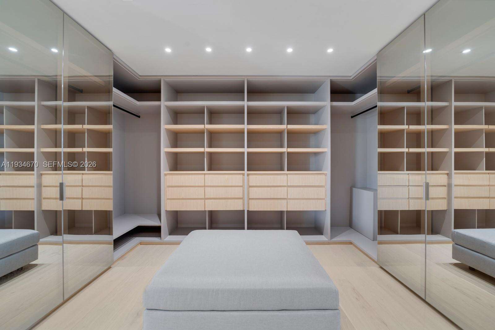 641 Flamingo Dr, Fort Lauderdale, FL 33301 | Picture 38